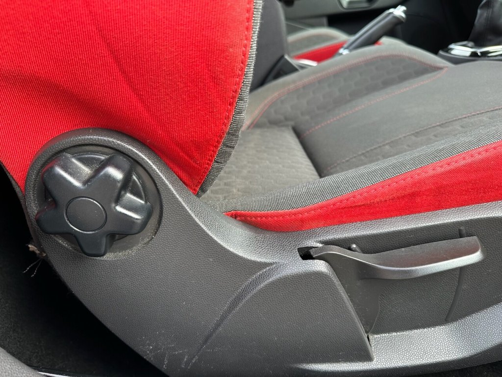 Used Ford Fiesta 2015 for sale - 76338621: Photo 18