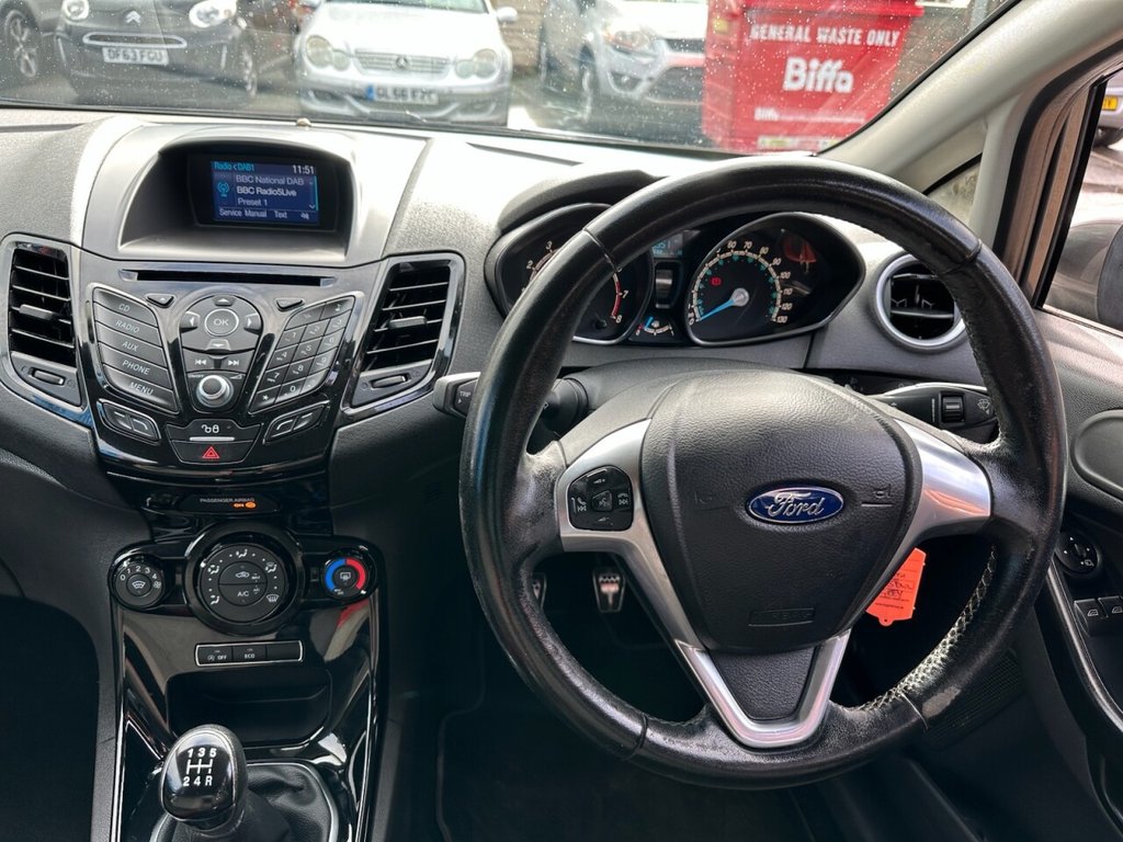 Used Ford Fiesta 2015 for sale - 76338621: Photo 22