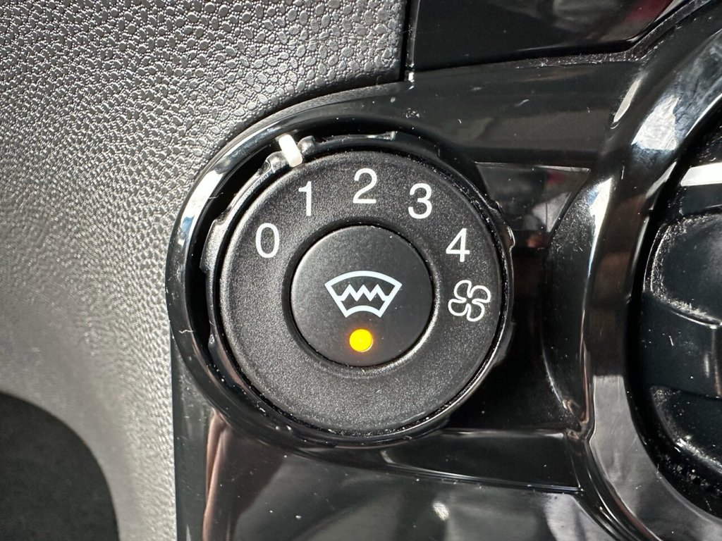 Used Ford Fiesta 2015 for sale - 76338621: Photo 34