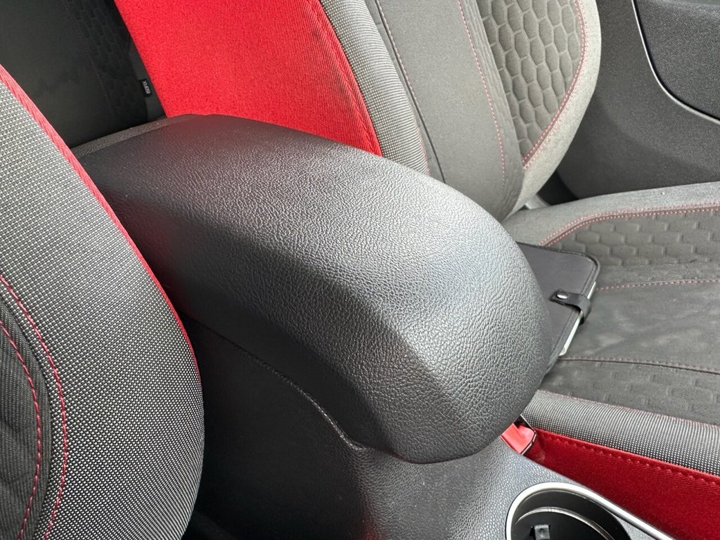 Used Ford Fiesta 2015 for sale - 76338621: Photo 39