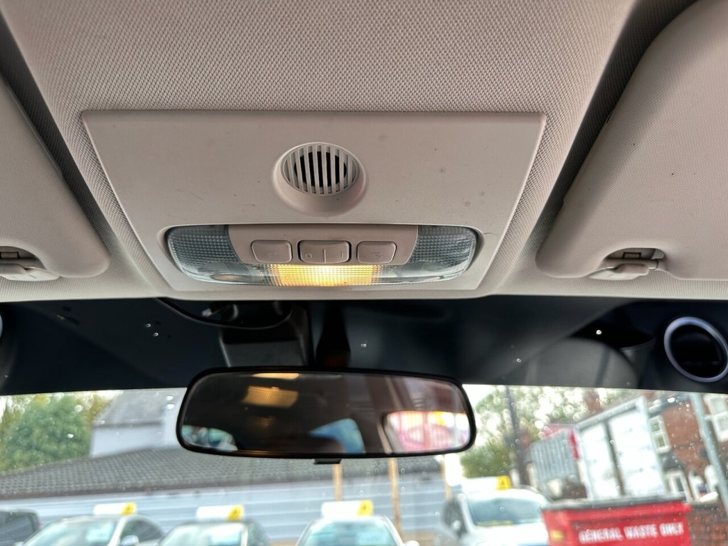 Used Ford Fiesta 2015 for sale - 76338621: Photo 43