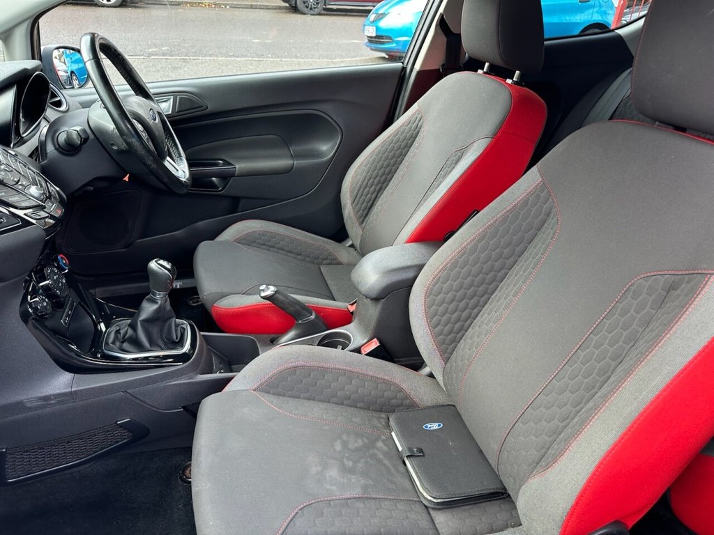 Used Ford Fiesta 2015 for sale - 76338621: Photo 49