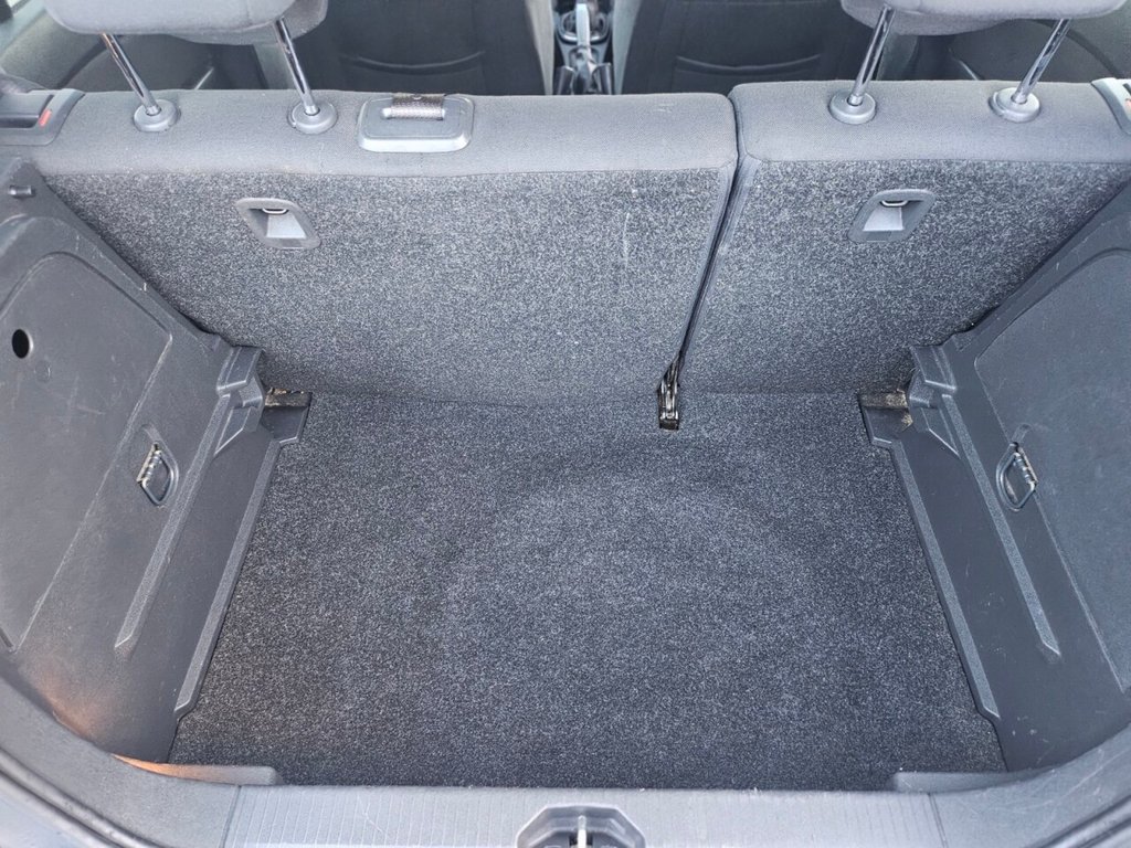 Used Vauxhall Corsa 2013 for sale - 76642506: Photo 21