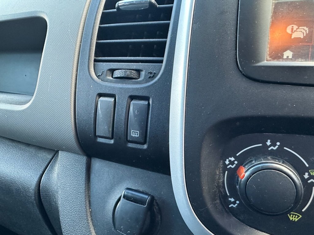 Used Renault Trafic 2017 for sale - 77227570: Photo 33