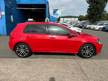 Used Volkswagen Golf 2015 for sale - 79472944: Photo