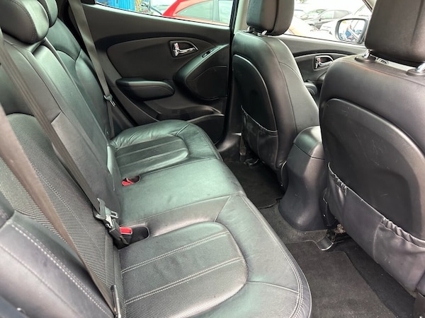 Used Hyundai Ix35 2012 for sale - 76303521: Photo 18