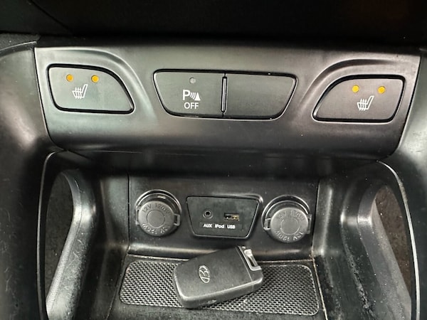 Used Hyundai Ix35 2012 for sale - 76303521: Photo 46
