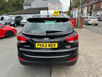 Used Hyundai Ix35 2012 for sale - 76303521: Photo 4