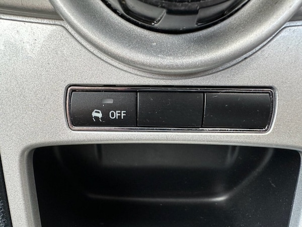 Used Ford Fiesta 2011 for sale - 76338620: Photo 32