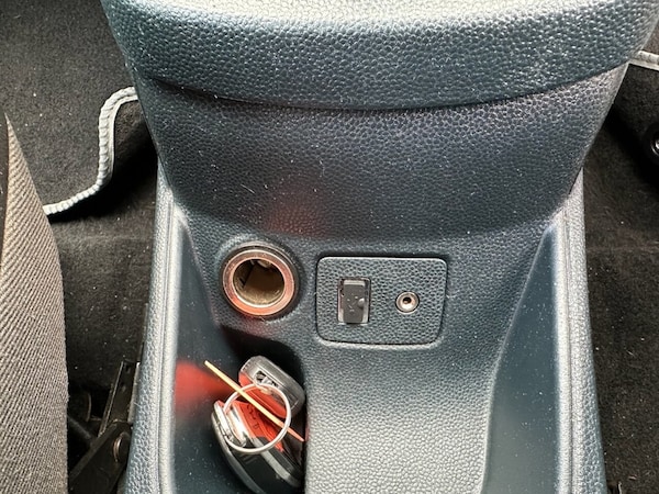 Used Ford Fiesta 2011 for sale - 76338620: Photo 35