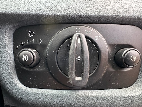 Used Ford Fiesta 2011 for sale - 76338620: Photo 47