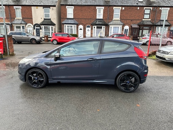 Used Ford Fiesta 2011 for sale - 76338620: Photo 6