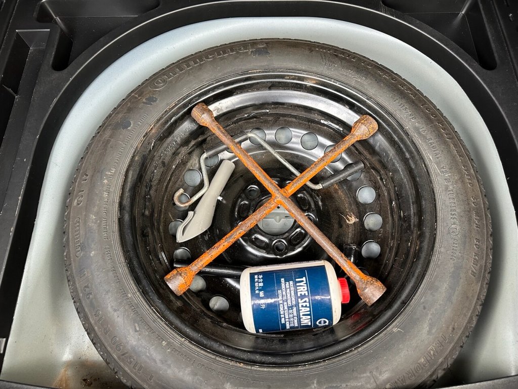 Used Volvo V40 2016 for sale - 76303541: Photo 14