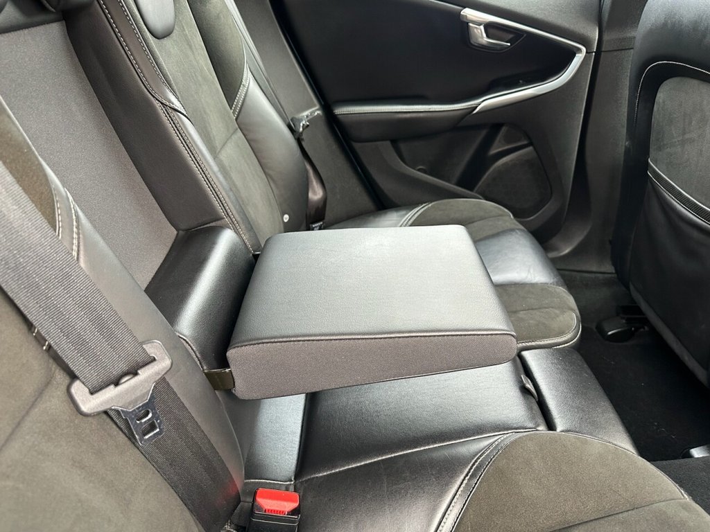 Used Volvo V40 2016 for sale - 76303541: Photo 20