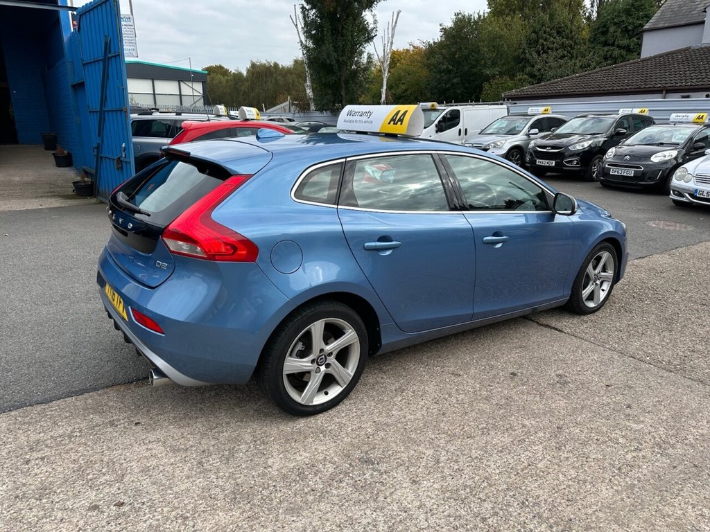 Used Volvo V40 2016 for sale - 76303541: Photo 3
