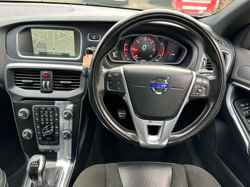 Used Volvo V40 2016 for sale - 76303541: Photo 31