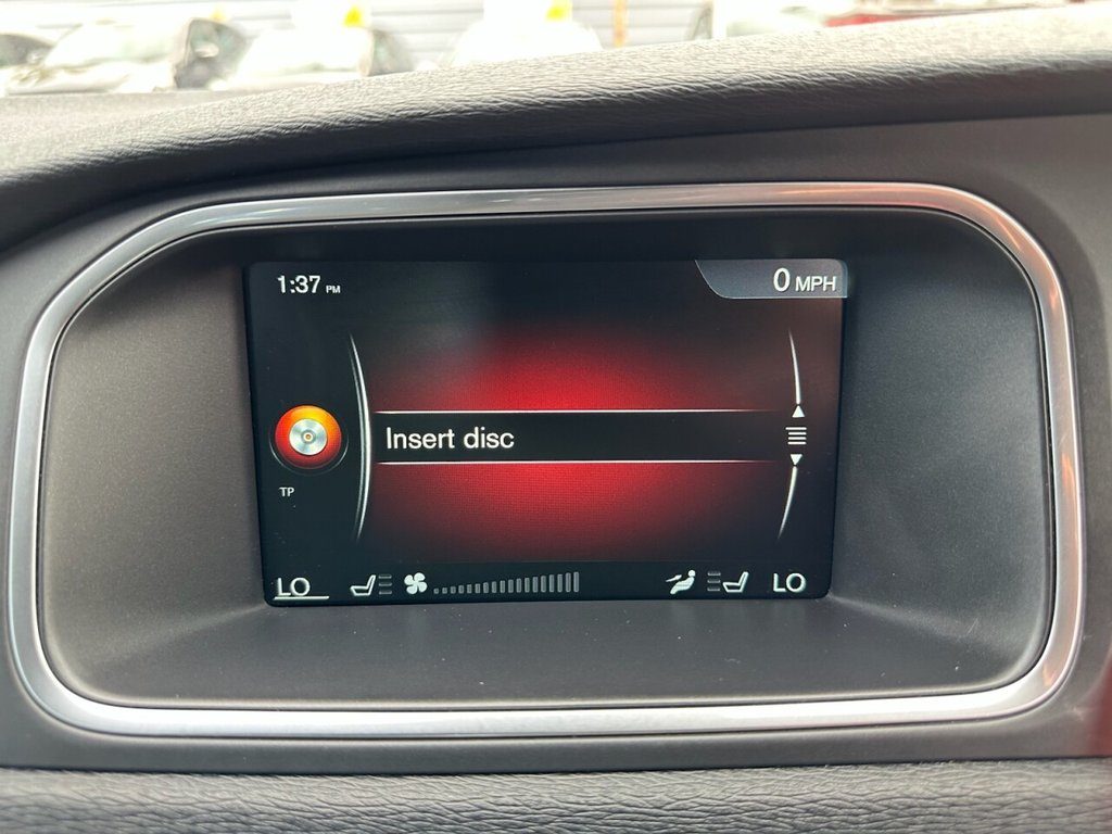 Used Volvo V40 2016 for sale - 76303541: Photo 37