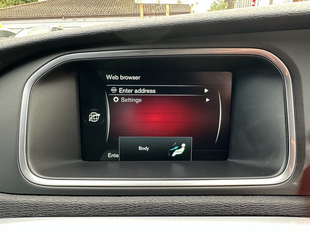 Used Volvo V40 2016 for sale - 76303541: Photo 42