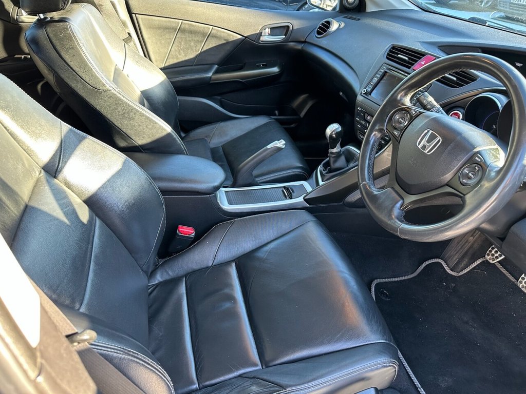 Used Honda Civic 2012 for sale - 77096381: Photo 19