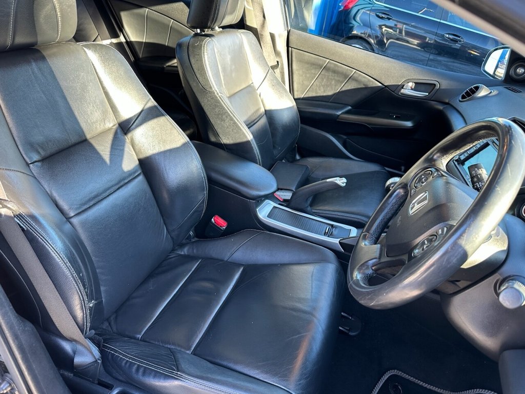 Used Honda Civic 2012 for sale - 77096381: Photo 20