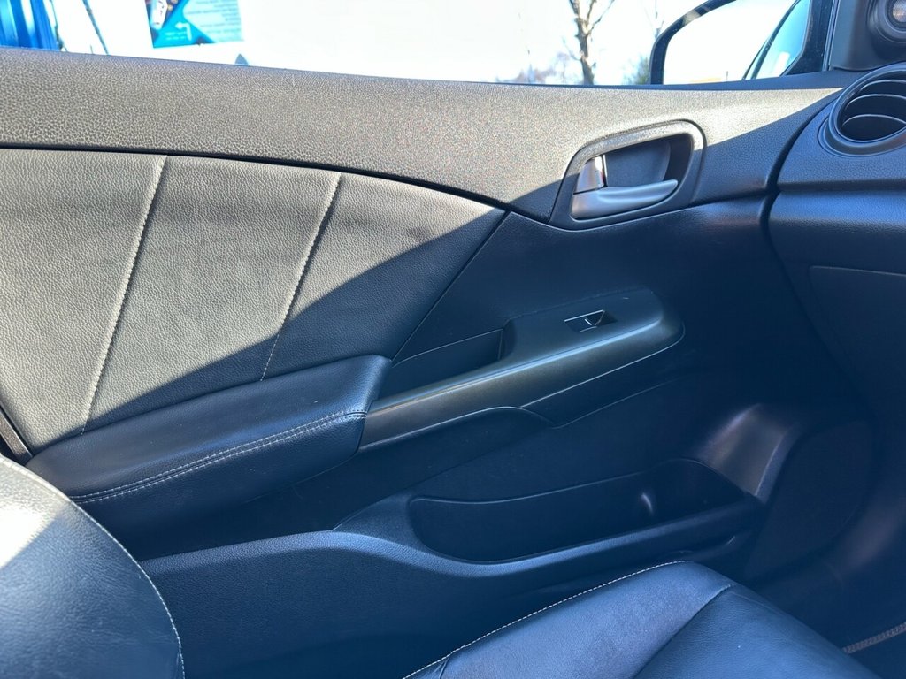 Used Honda Civic 2012 for sale - 77096381: Photo 37