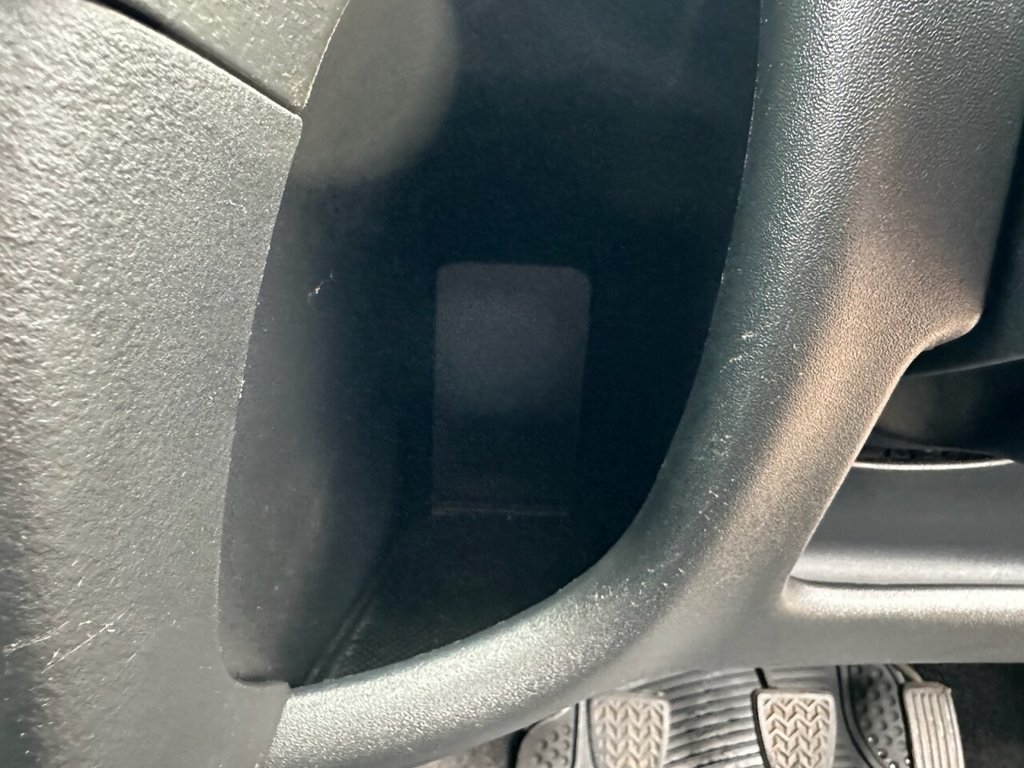 Used Toyota Yaris 2004 for sale - 76783398: Photo 29