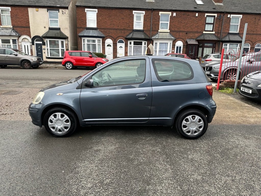 Used Toyota Yaris 2004 for sale - 76783398: Photo 6
