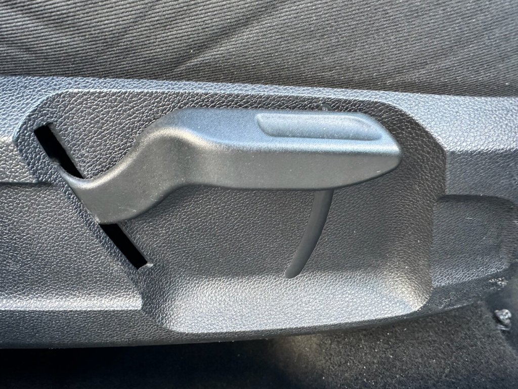 Used Ford Focus 2011 for sale - 77706190: Photo 22