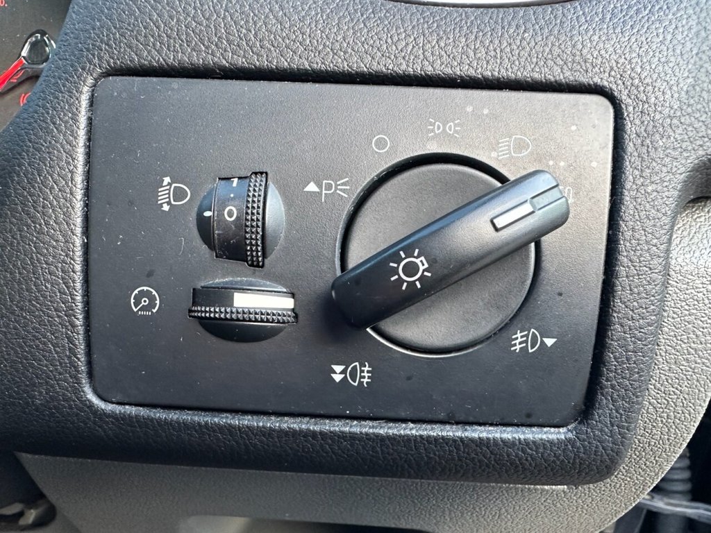 Used Ford Focus 2011 for sale - 77706190: Photo 28