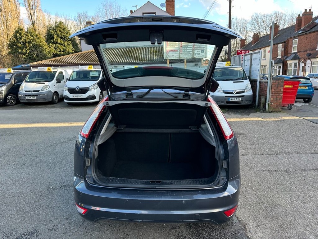 Used Ford Focus 2011 for sale - 77706190: Photo 9