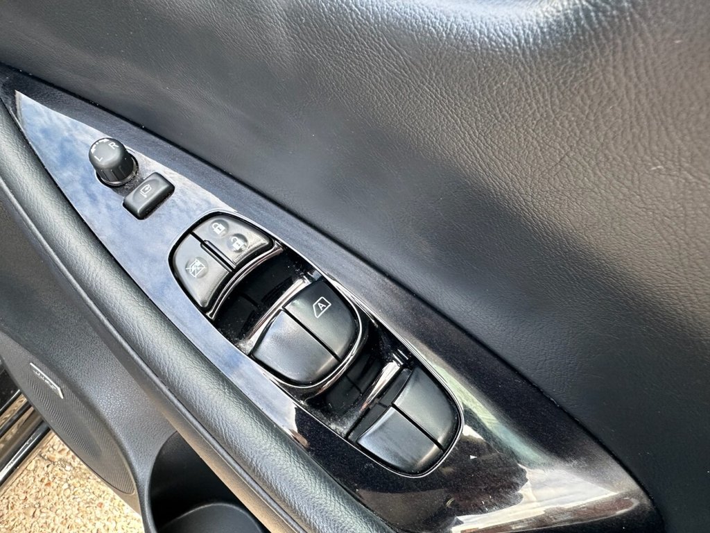 Used Nissan Leaf 2017 for sale - 77976717: Photo 22