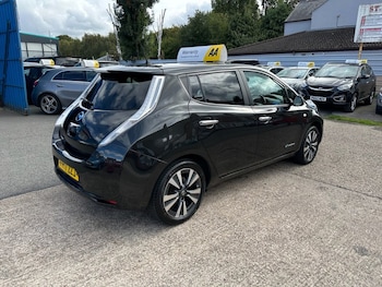 Used Nissan Leaf 2017 for sale - 77976717: Photo