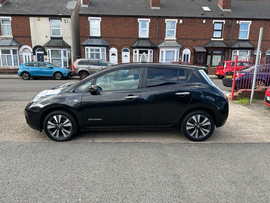 Used Nissan Leaf 2017 for sale - 77976717: Photo 6