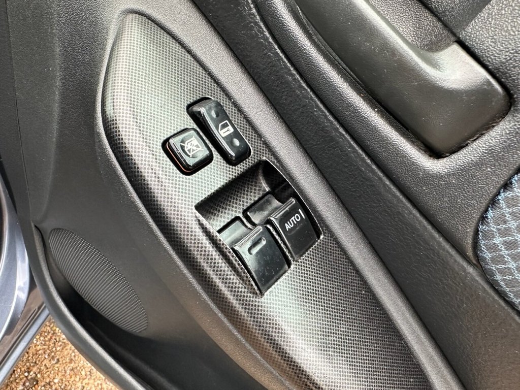 Used Toyota Yaris 2004 for sale - 76482462: Photo 18