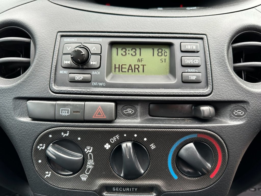 Used Toyota Yaris 2004 for sale - 76482462: Photo 26