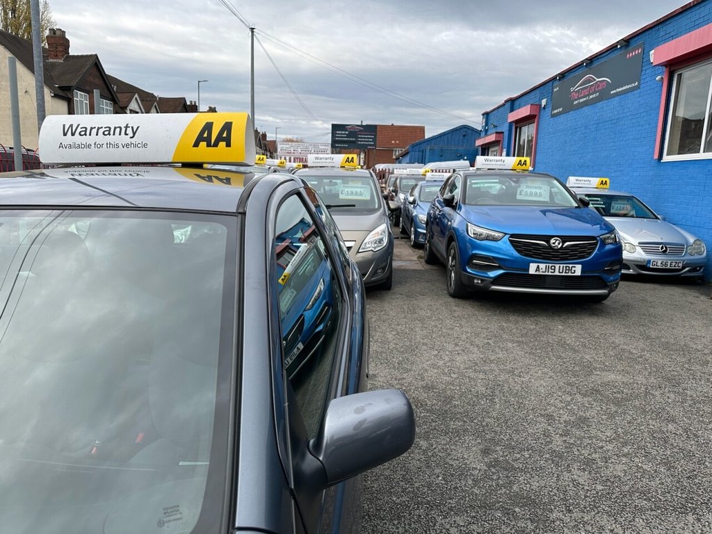 Used Toyota Yaris 2004 for sale - 76482462: Photo 48