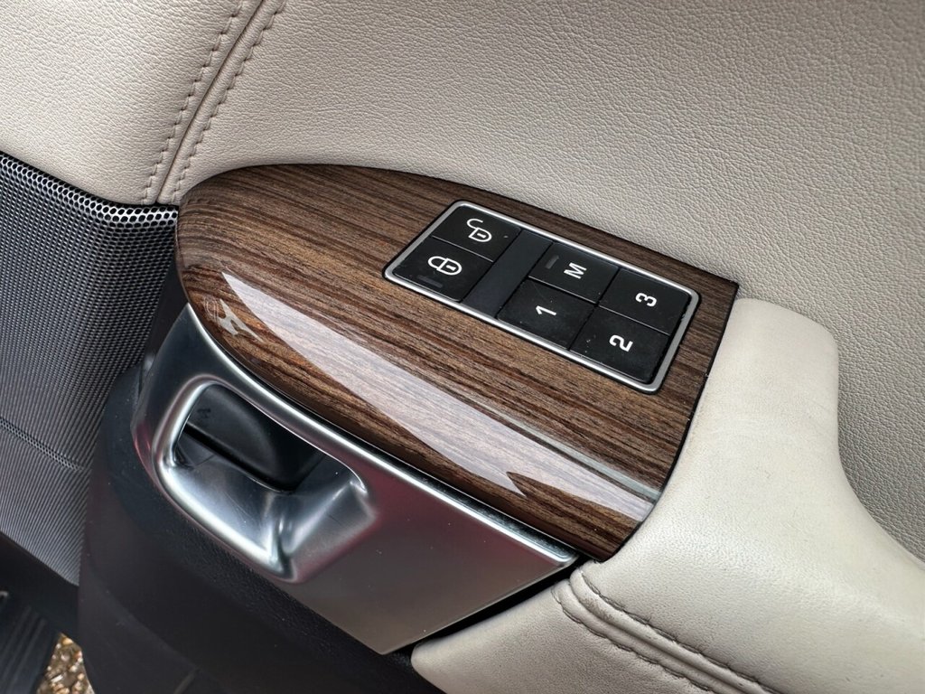 Used Land Rover Range Rover Sport 2014 for sale - 77477400: Photo 38