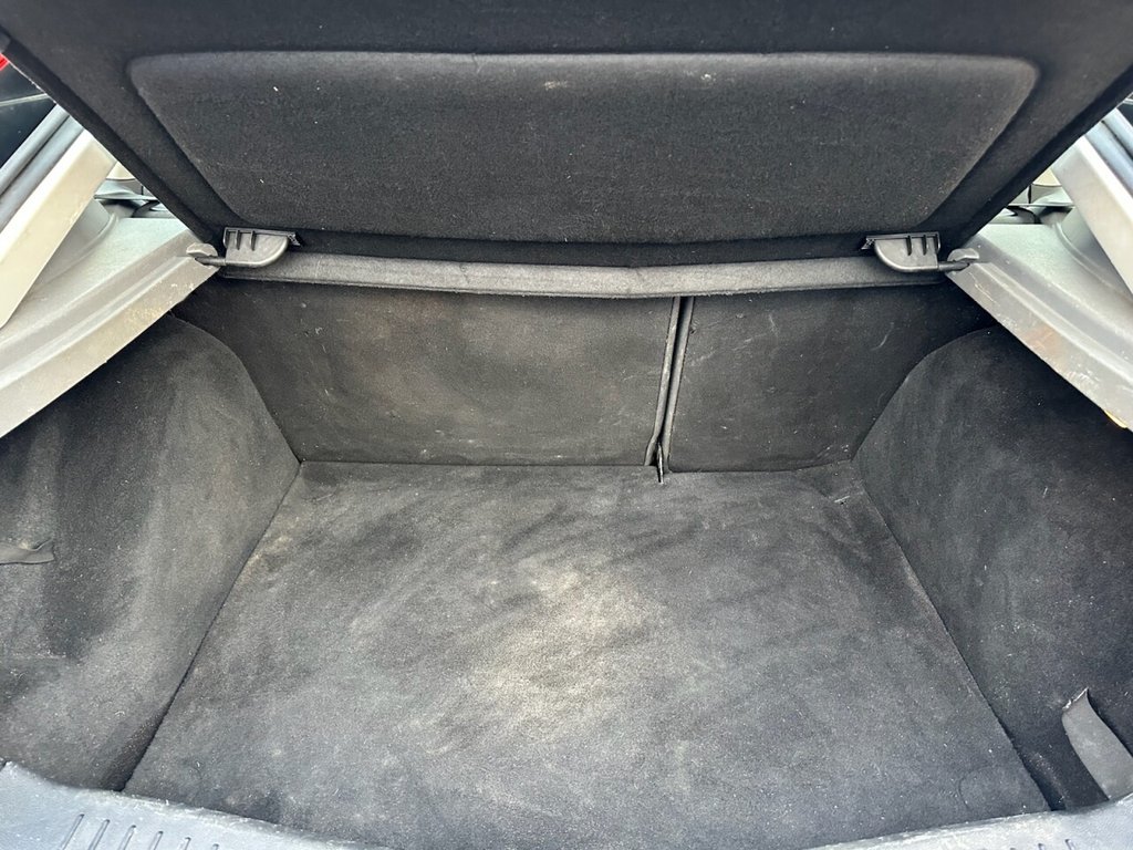 Used Ford Focus 2010 for sale - 77133823: Photo 10