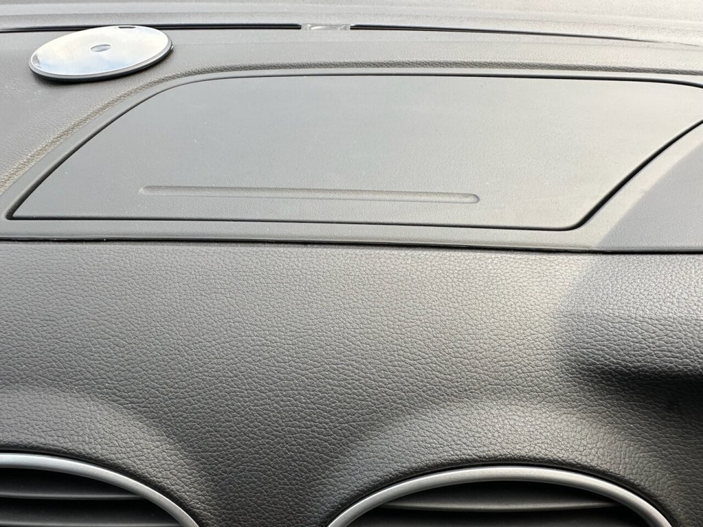 Used Ford Focus 2010 for sale - 77133823: Photo 27