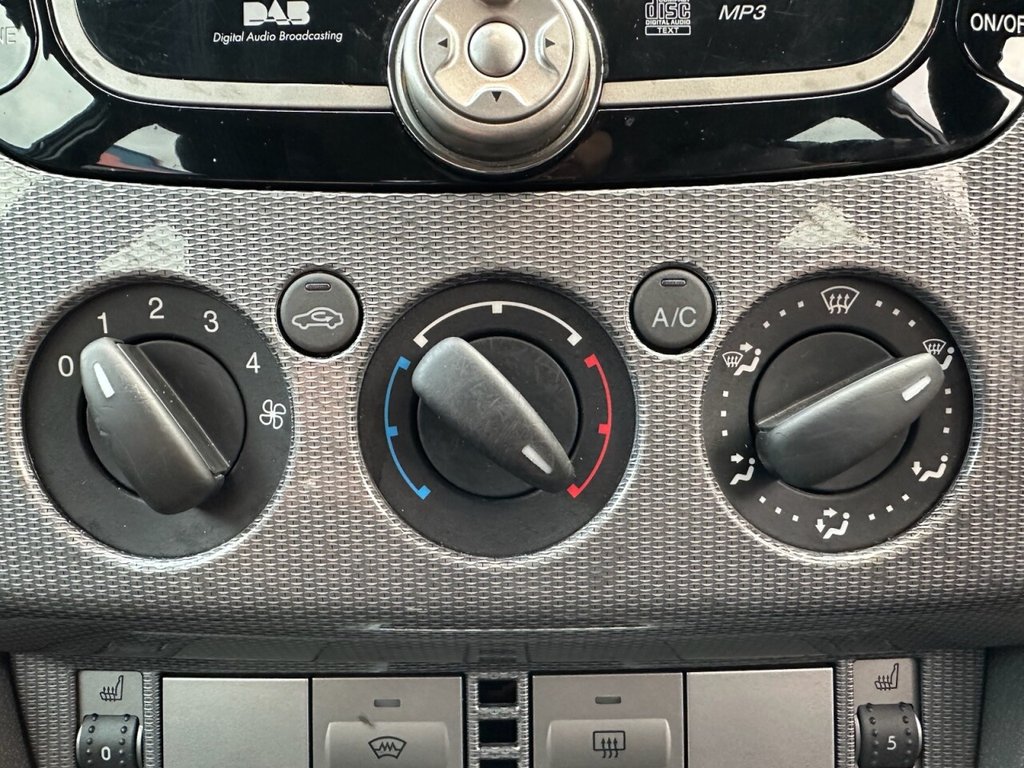 Used Ford Focus 2010 for sale - 77133823: Photo 31