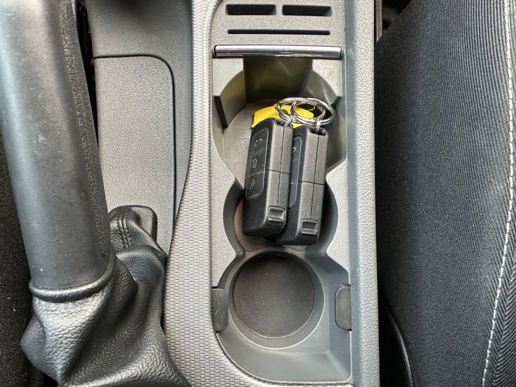 Used Ford Focus 2010 for sale - 77133823: Photo 36