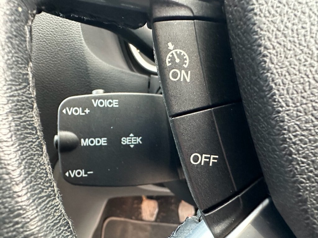 Used Ford Focus 2010 for sale - 77133823: Photo 39