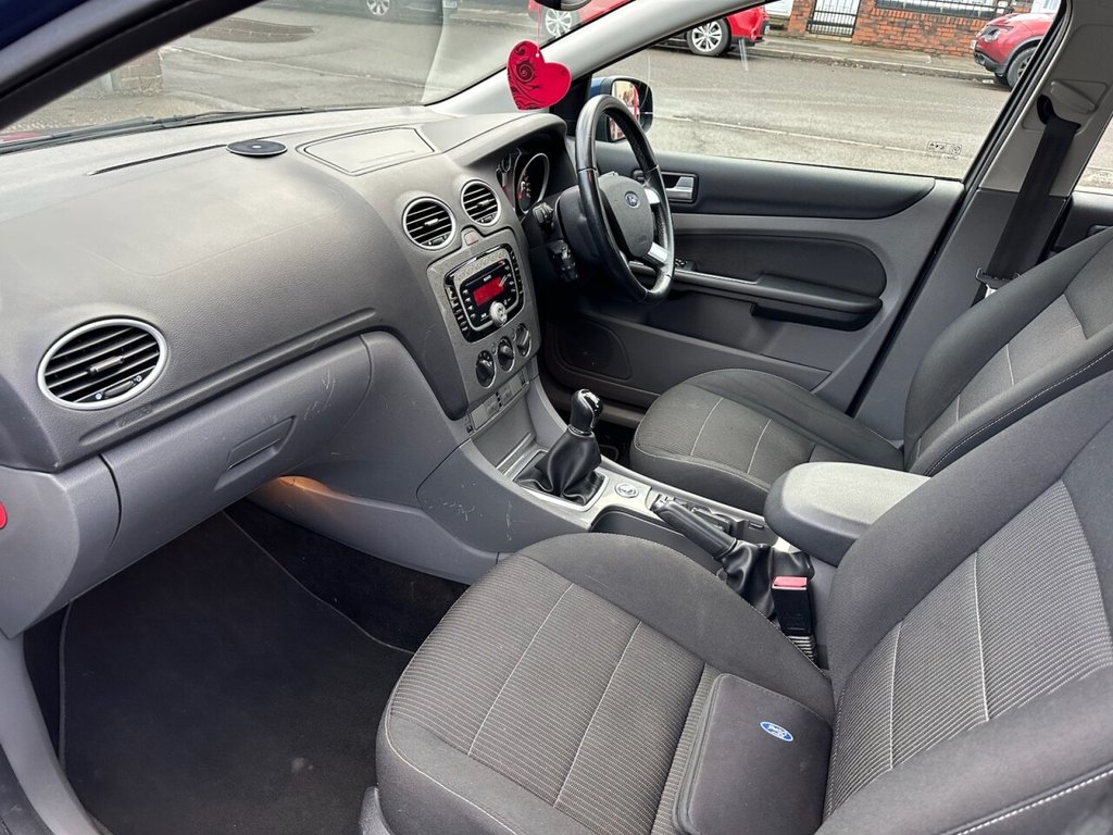 Used Ford Focus 2010 for sale - 77133823: Photo 48