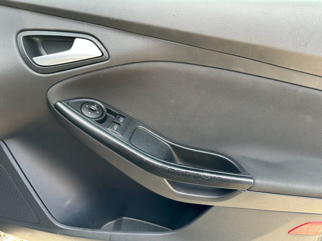 Used Ford Focus 2013 for sale - 78049554: Photo 23
