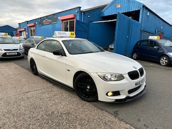 2011 (61) - 2.0 320i M Sport Convertible 2dr Petrol Manual Euro 5 (s/s) (170 ps)