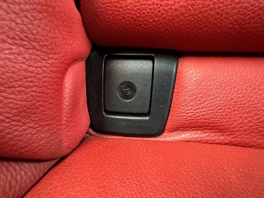 Used BMW 3 Series 2011 for sale - 76014825: Photo 24