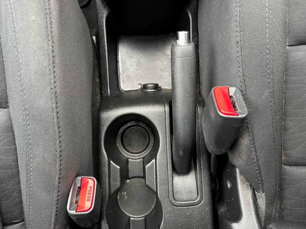 Used Hyundai Ix20 2011 for sale - 77593859: Photo 35