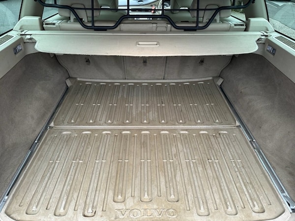 Used Volvo XC70 2011 for sale - 76304146: Photo 15
