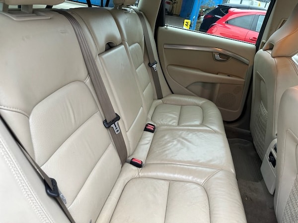 Used Volvo XC70 2011 for sale - 76304146: Photo 22