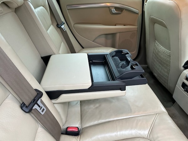 Used Volvo XC70 2011 for sale - 76304146: Photo 25